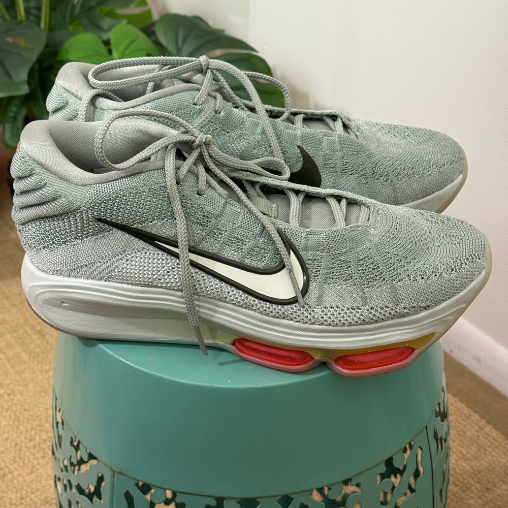 Nike Green Athletic Shoes